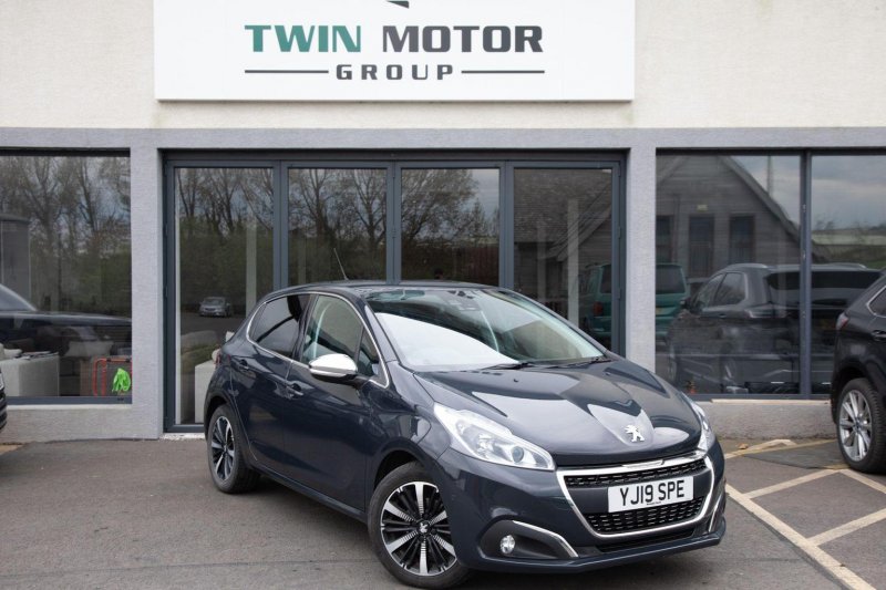 PEUGEOT 208 1.2 PureTech Tech Edition Euro 6 (s/s) 5dr